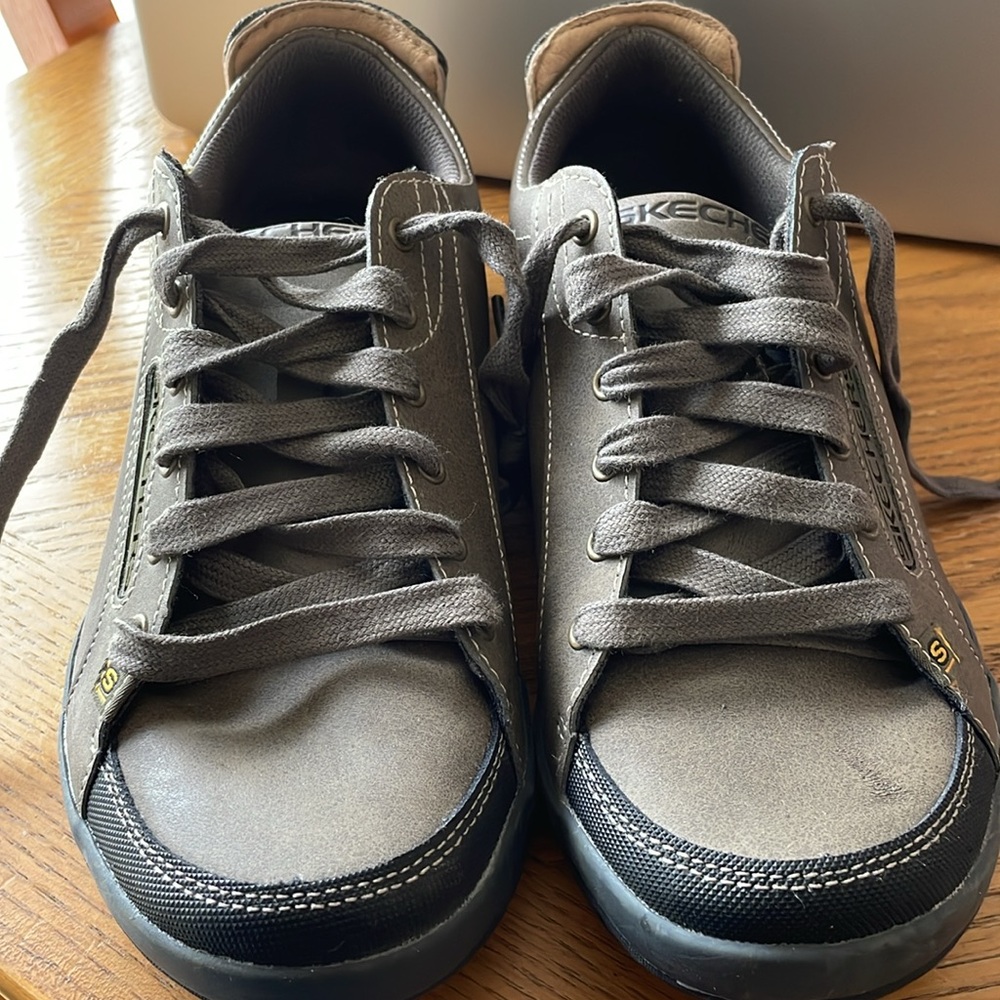 Skechers Shoes Size 5 Leather/Textile Upper - Picture 4 of 6